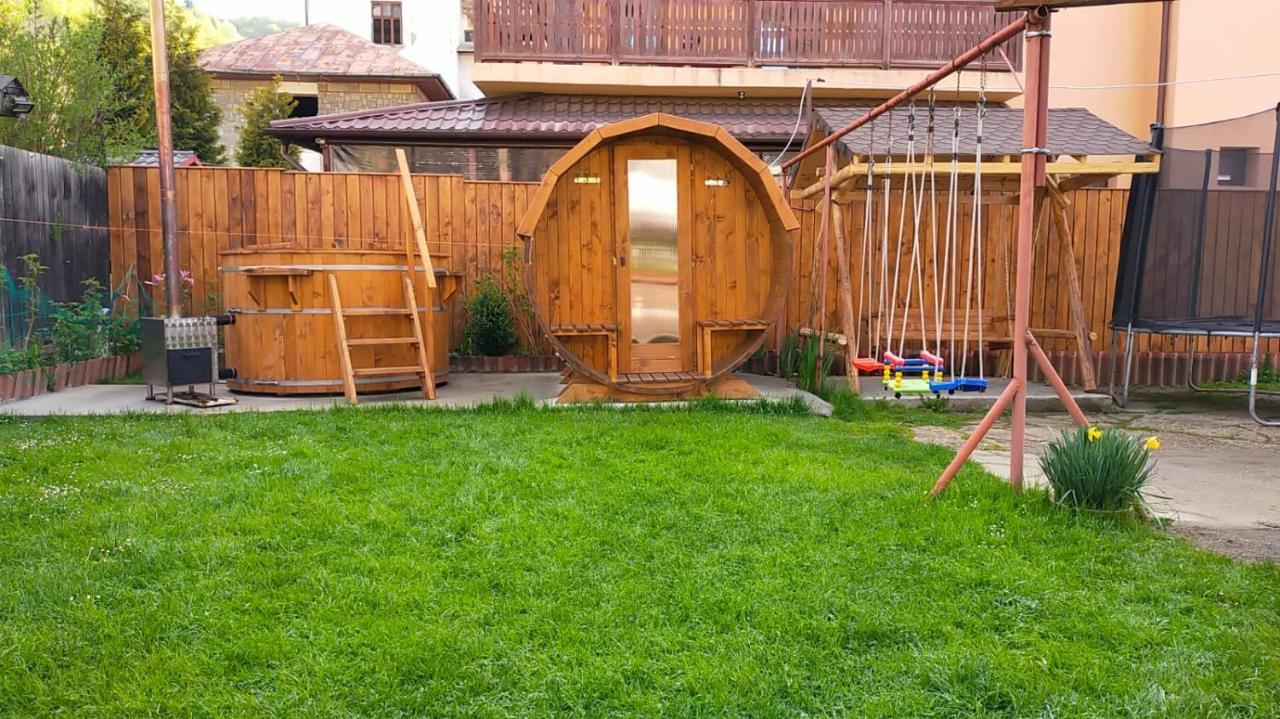 Casa Farcas بوستين المظهر الخارجي الصورة