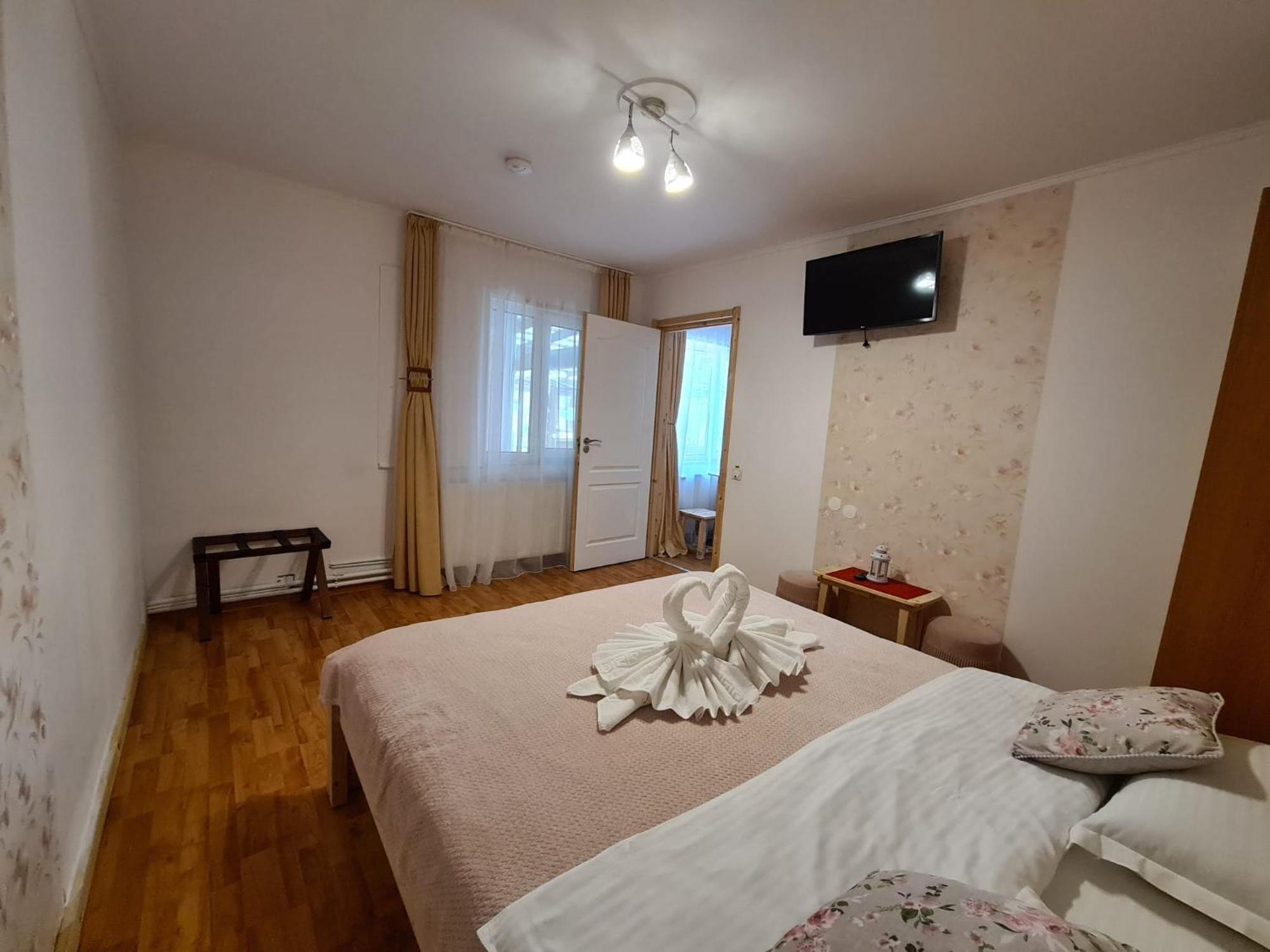 Casa Farcas بوستين المظهر الخارجي الصورة